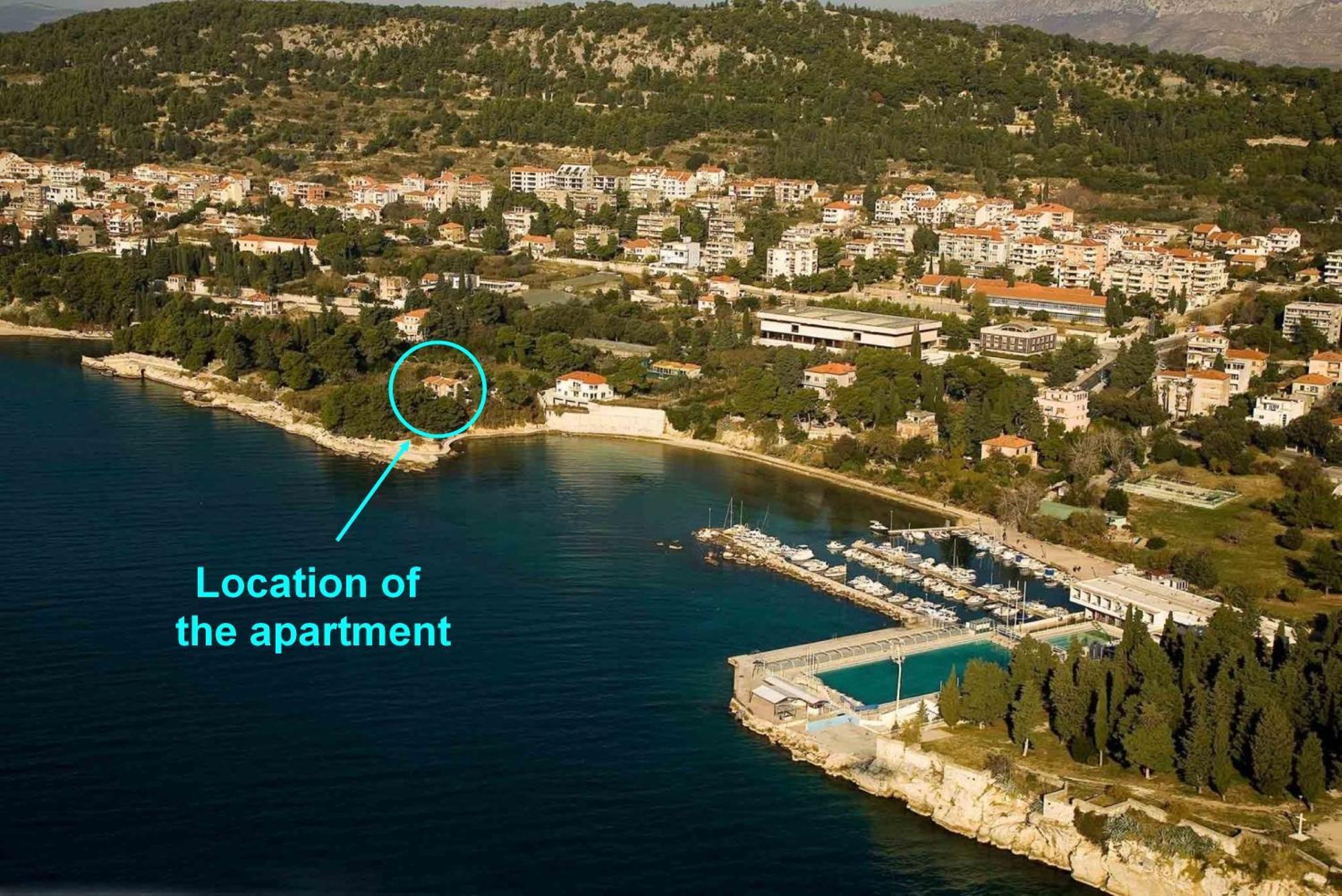 Beachfront Apartment Drazen, With Garden And Parking Split Exterior photo